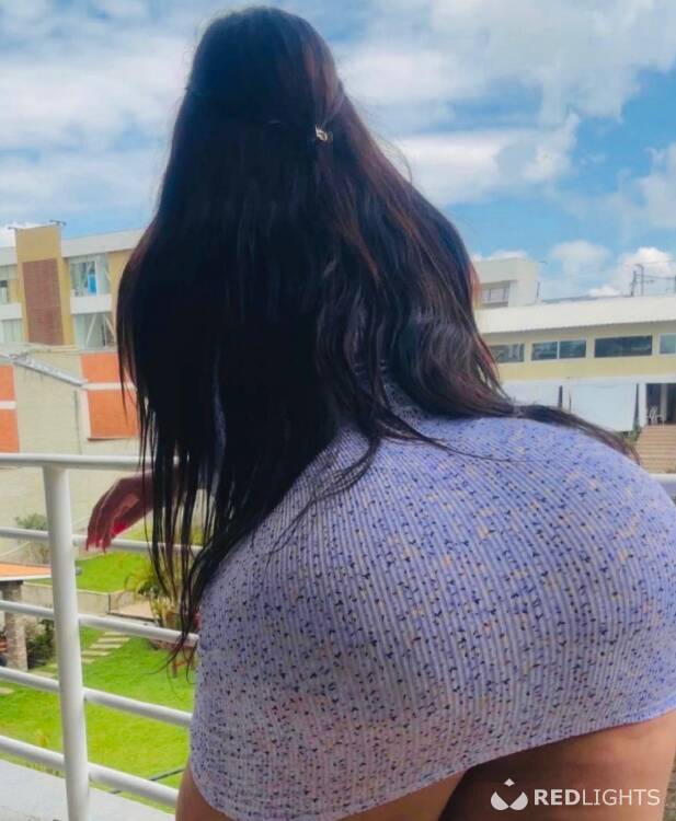 Privé ontvangst EMILLY LA DÉESSE DE L\'ANAL