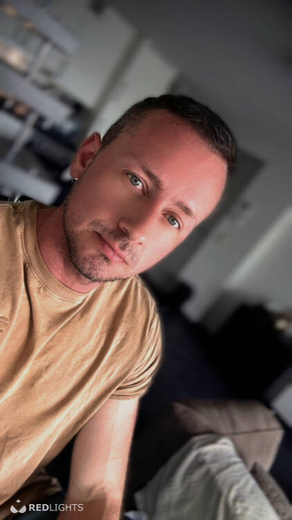 Escort Jelle