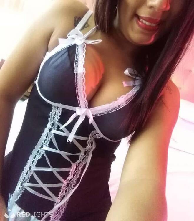 Escort Shirley