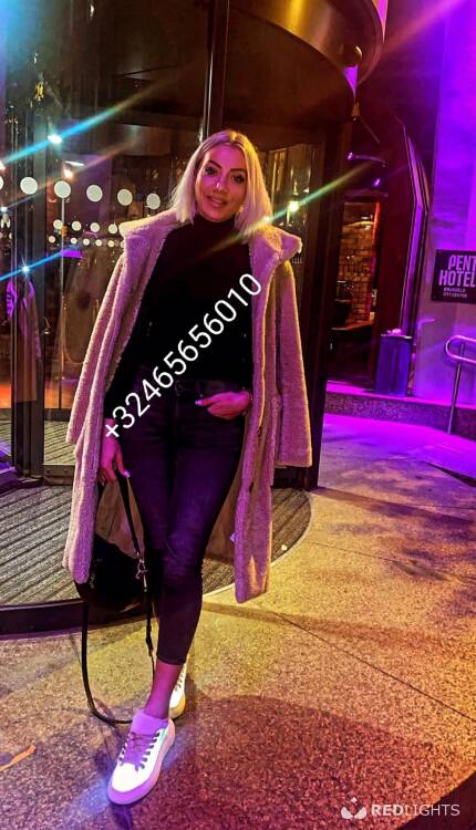 Escort LORA LA CLASSE