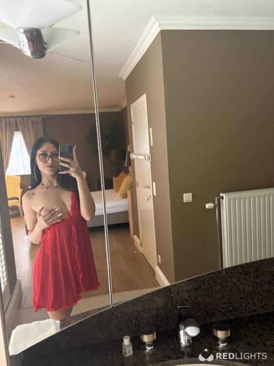 Escort Aysha