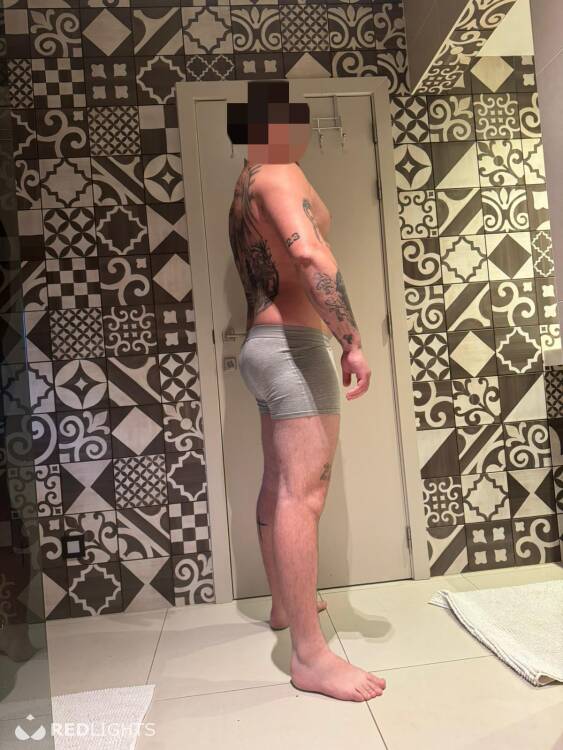 Escort Alis and Alina