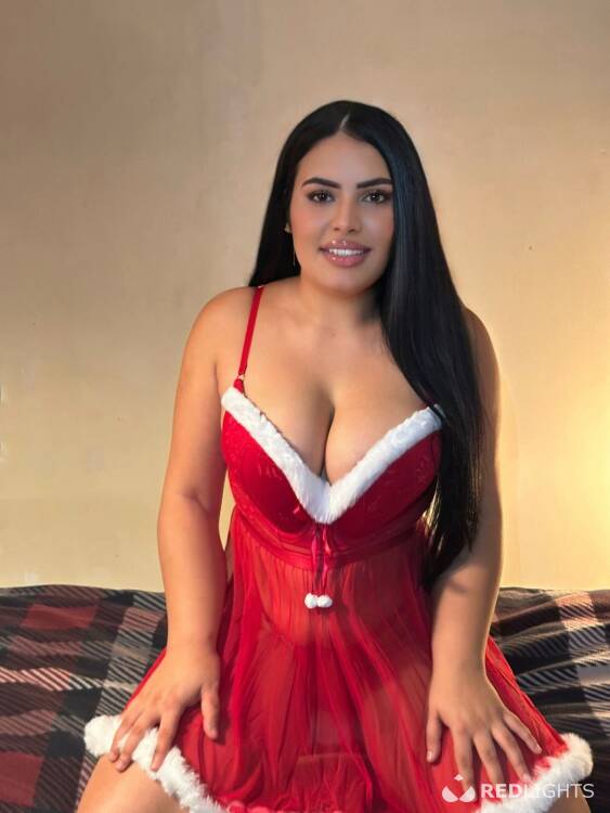 Privé ontvangst New Larisa full services !!