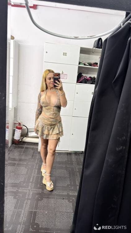 Priv&eacute; ontvangst Aline hot