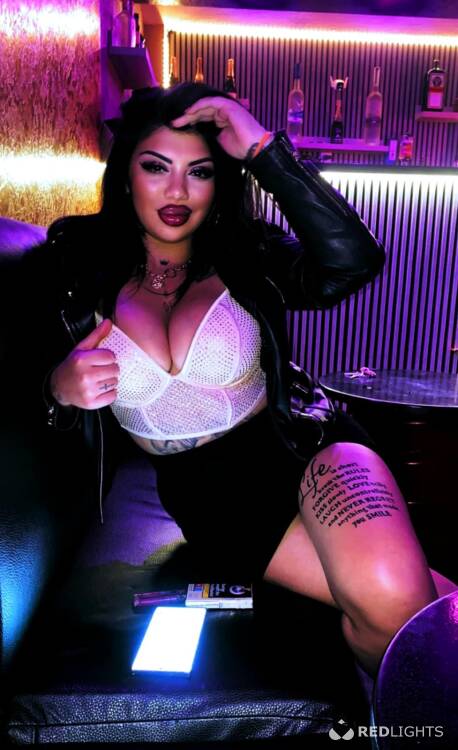 Priv&eacute; ontvangst Aisha