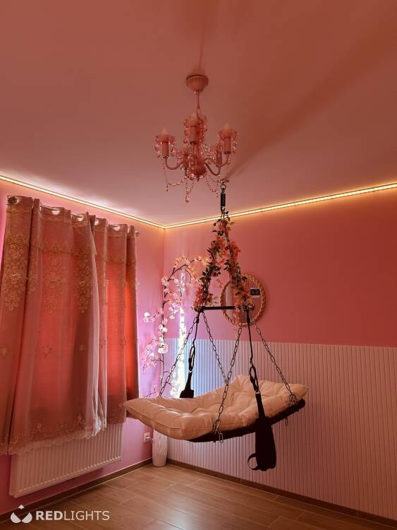 Priv&eacute; ontvangst SRL rouge Bourgeois