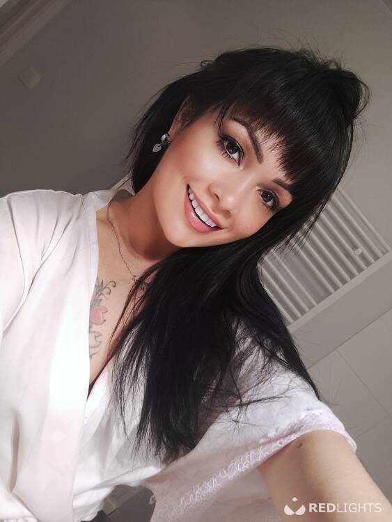 Priv&eacute; ontvangst Jade Sex Anal