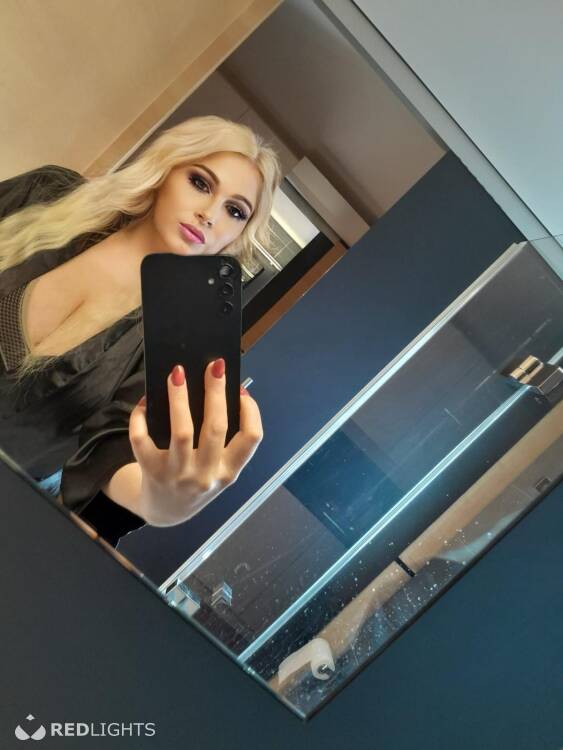 Priv&eacute; ontvangst Julia