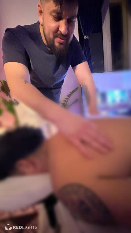 Priv&eacute; ontvangst Sacred Lotus Massage