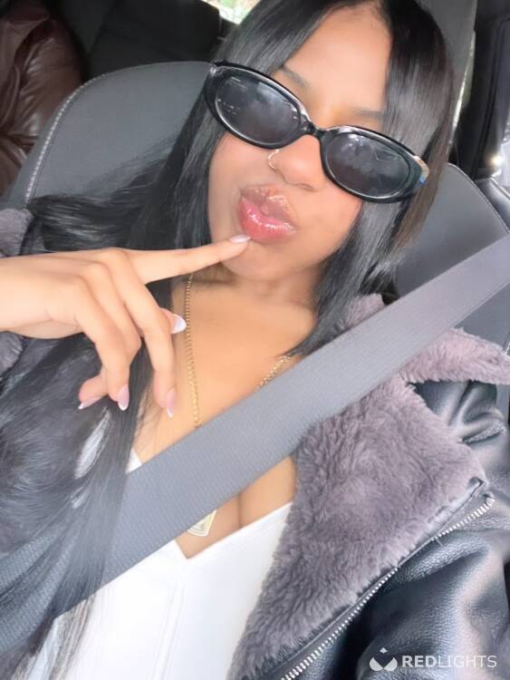 Priv&eacute; ontvangst Rebeca