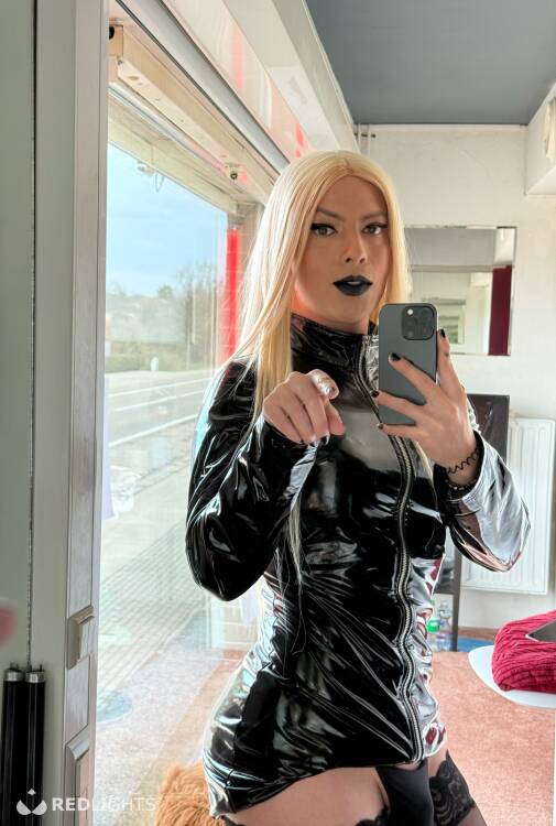 Priv&eacute; ontvangst Ts Valentina