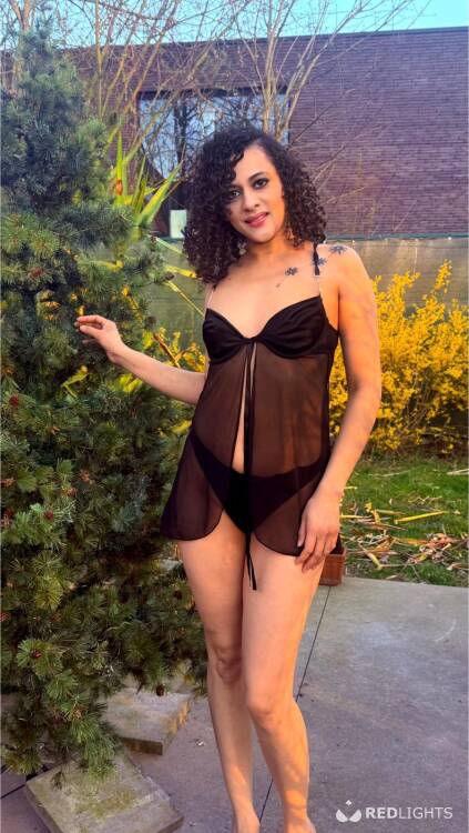 Priv&eacute; ontvangst Caty chaud