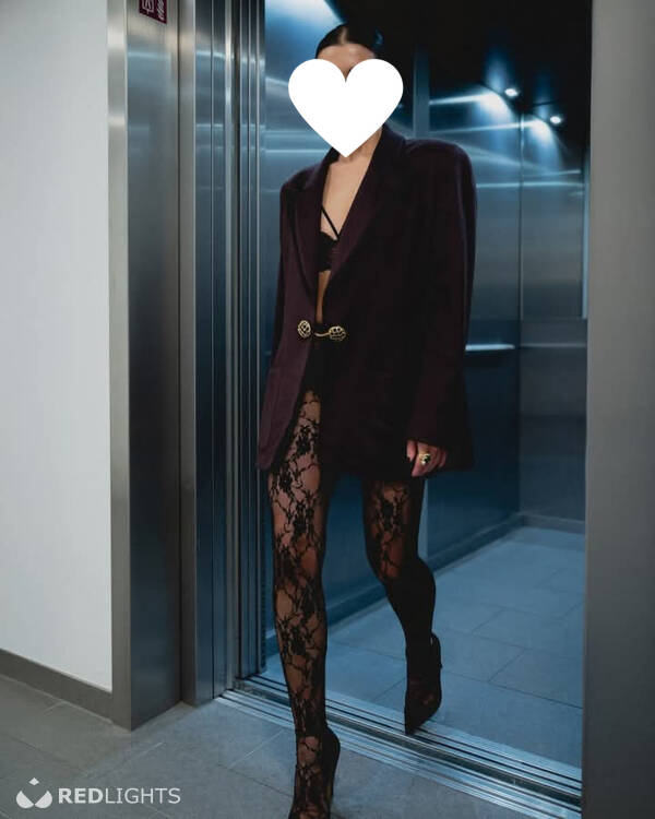 Escort Caroline