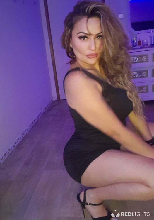 Privé ontvangst Alice wonderfucxxx