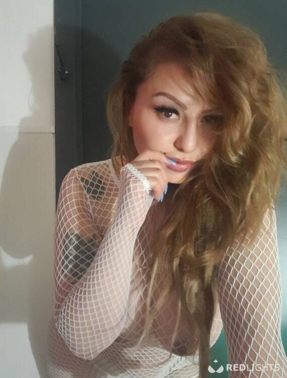 Priv&eacute; ontvangst Alice wonderfucxx