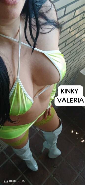 Privé ontvangst KINKY VALERIA DEEPTHROAT TALENT