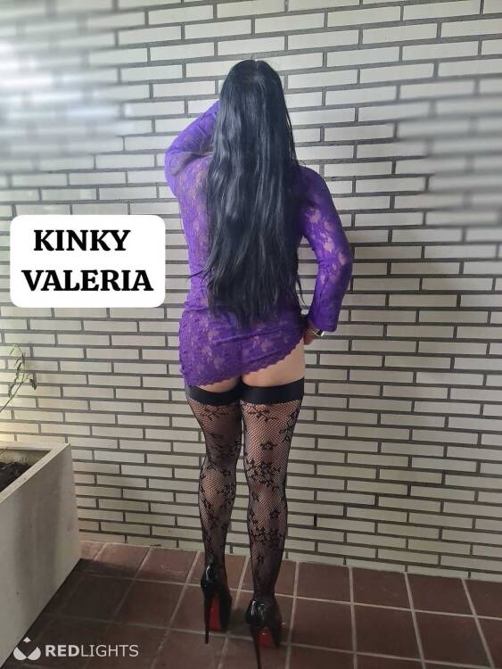 Privé ontvangst KINKY VALERIA DEEPTHROAT TALENT