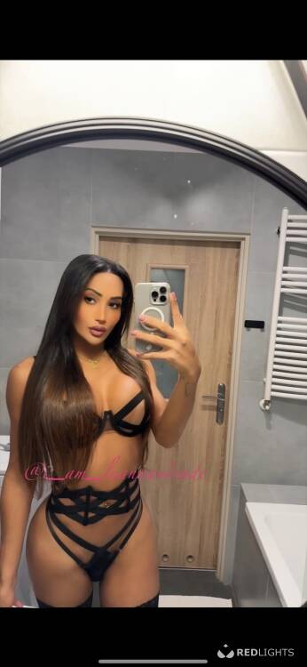 Priv&eacute; ontvangst Latina XXL