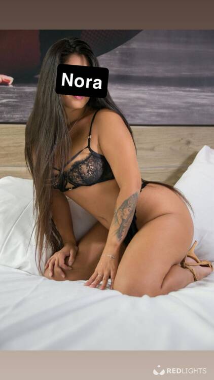 Priv&eacute; ontvangst Belle Unique ~ Nora