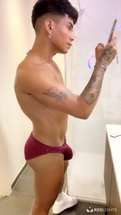 Escort Johnnata Mastran