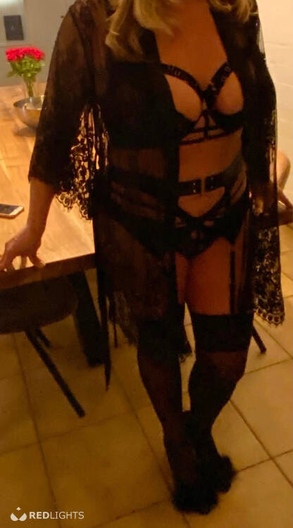 Escort Dina Antwerpse Milf
