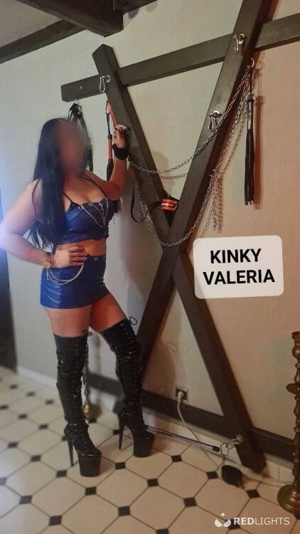 Privé ontvangst KINKY VALERIA