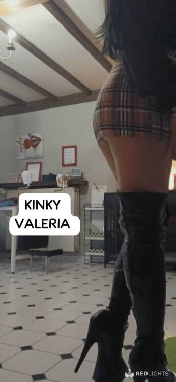 Privé ontvangst KINKY VALERIA