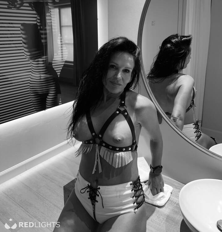 Escort Sandra