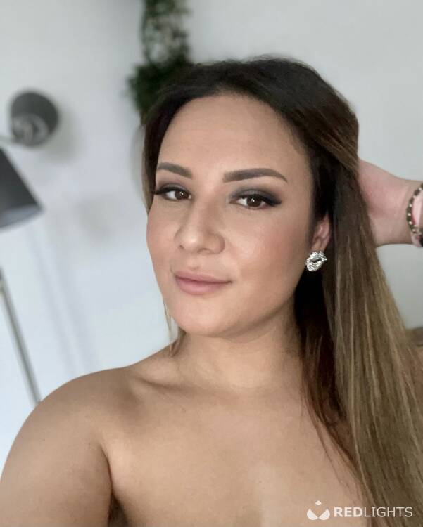 Escort Khloe