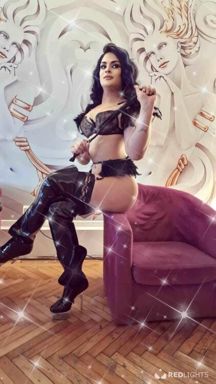 Escort Zeynep