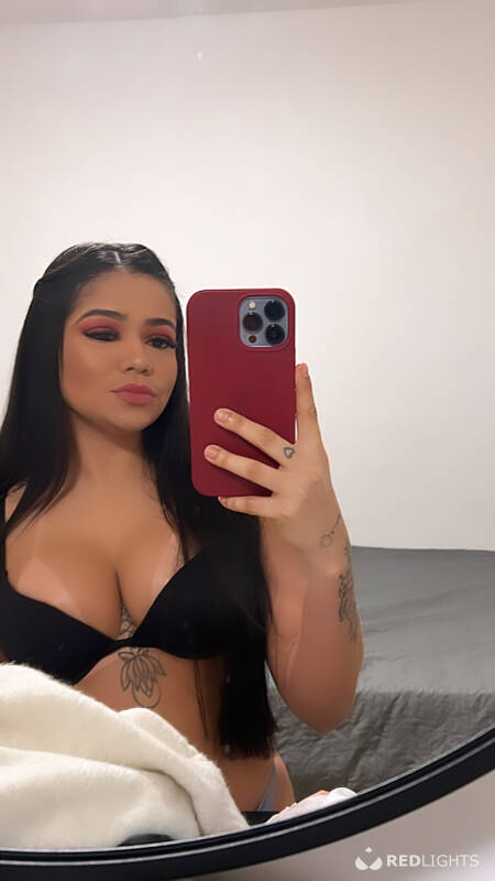 Ayla GFE (Foto)