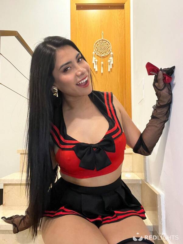 ARACELY, YOUR VIRTUAL GIRLFRIEND IS HERE!?????????????? | Redlights @ redlights.be