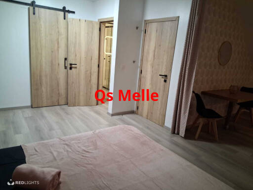 Mel (Foto)
