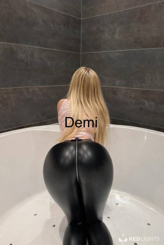 Demi (Foto)