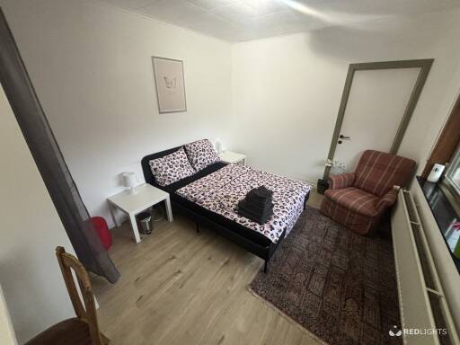 Kamer verhuur - room for rent (Foto)