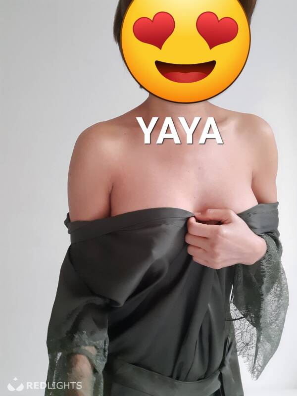 Y A Y A (Foto)