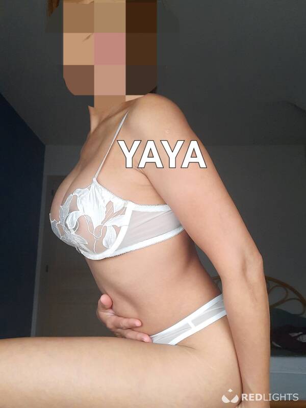 Y A Y A (Foto)