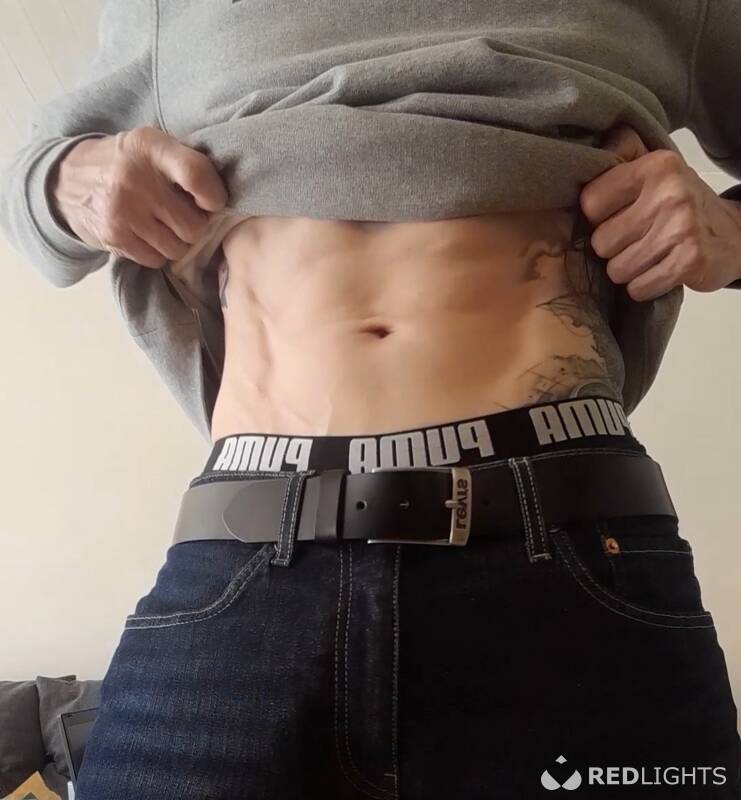 22cm met sportief lichaam (Foto)