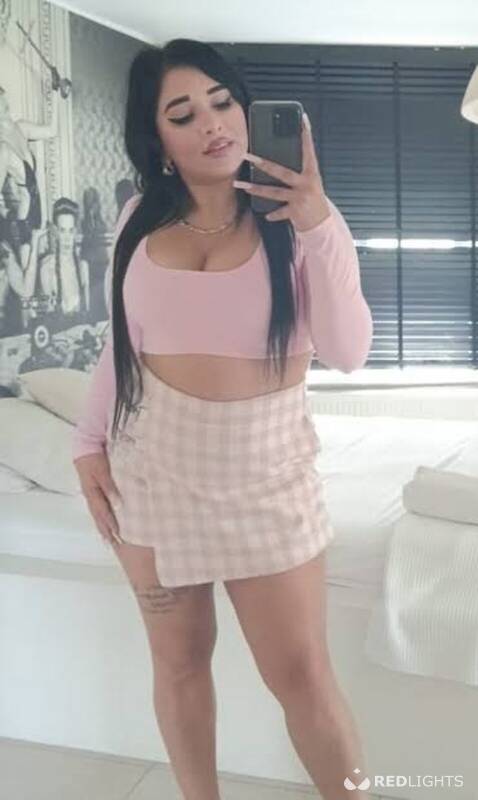 Vlaamse & Nederlandstalige escort. (Foto)