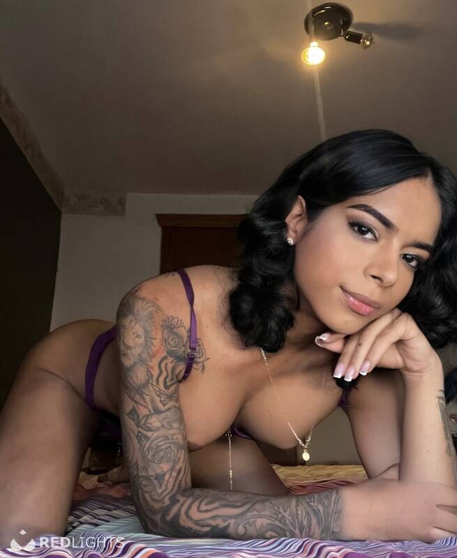 Hilary caliente!! (Foto)