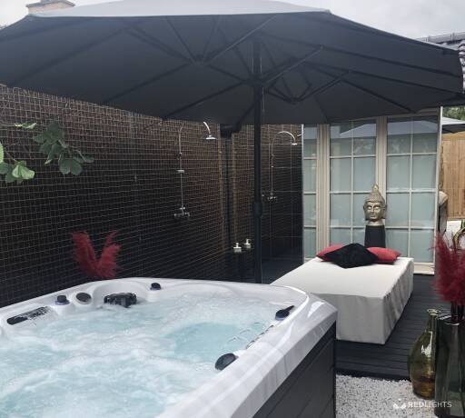 Buiten massage (Foto)