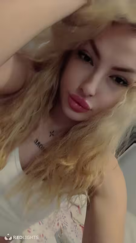 ALEXANDRA (Foto)