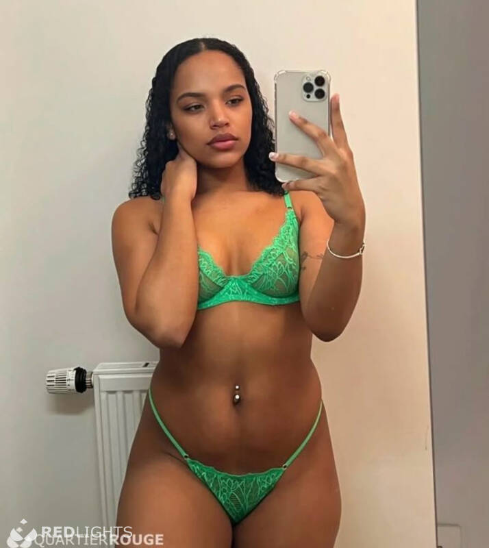 Maya Assis (Foto)