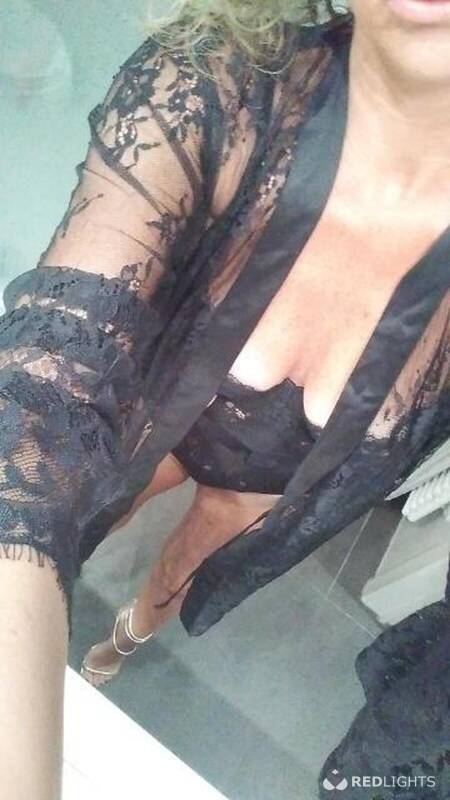 Hot classy Chanel (Foto)