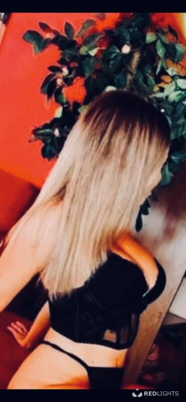 Adelina perfect (Foto)