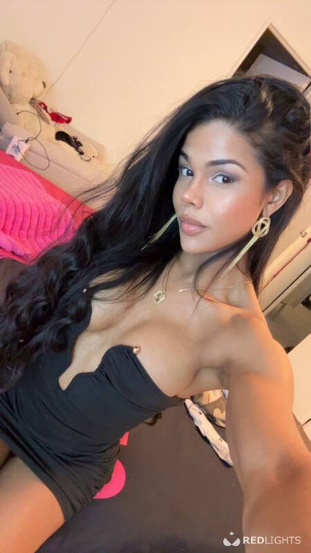 LEONELA (Foto)