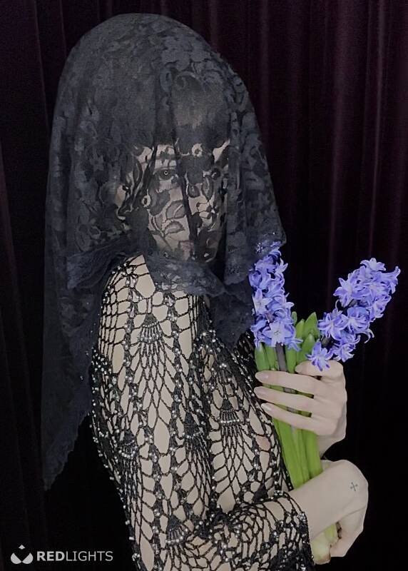 Psychopomp Violet (Foto)