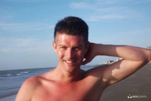 CHRIS MASSAGE (Foto)