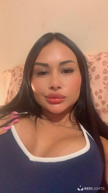 Olivia girlfriend (Foto)