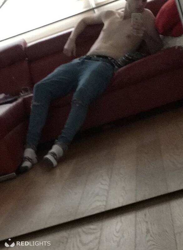 Luke Daniels (Foto)